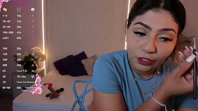 LucyWild8 online show from July 23, 2026, 8:51 pm