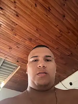 Patricio 02 online show from June 15, 2026, 1:46 pm
