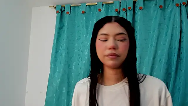 Nathy Pelaez online show from July 26, 2026, 3:04 am