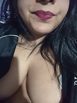 Snapshot of Thamimaodefada chatting on July 1, 2026, 11:26 pm Thamimaodefada online show from July 1, 2026, 11:26 pm