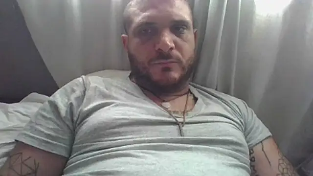 Snapshot of Legrandsinge20 chatting on July 18, 2026, 9:13 am Legrandsinge20 online show from July 18, 2026, 9:13 am