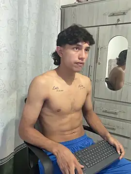 alex martin47 online show from June 30, 2026, 12:55 am