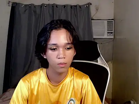 urnaughty paul online show from July 3, 2026, 3:07 pm