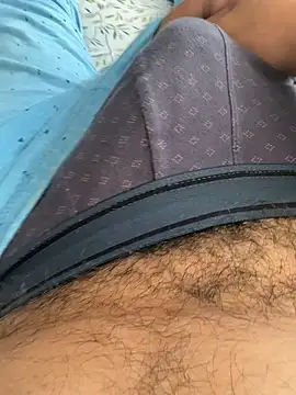 juliomfar69 online show from July 12, 2026, 7:16 pm