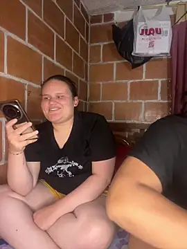 Candelita-hott online show from July 2, 2026, 5:02 am