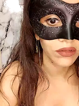 lovelyrosewifey online show from July 12, 2026, 3:36 pm