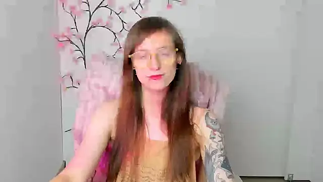 Luna Tantra online show from July 12, 2026, 3:36 pm
