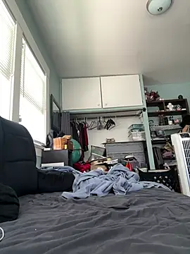 athanathelesbian online show from August 1, 2026, 5:56 pm