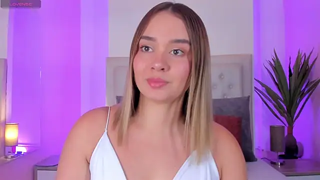 Snapshot of Sofia_pamela_ chatting on July 25, 2026, 7:11 pm Sofia pamela online show from July 25, 2026, 7:11 pm