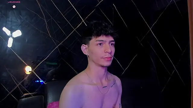  IanLark online show from June 3, 2026, 11:54 pm