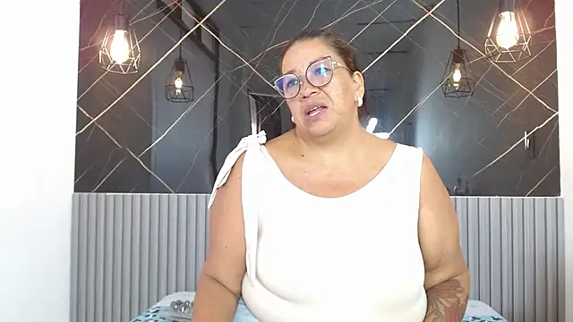 BarbaraGraf online show from July 8, 2026, 11:58 am