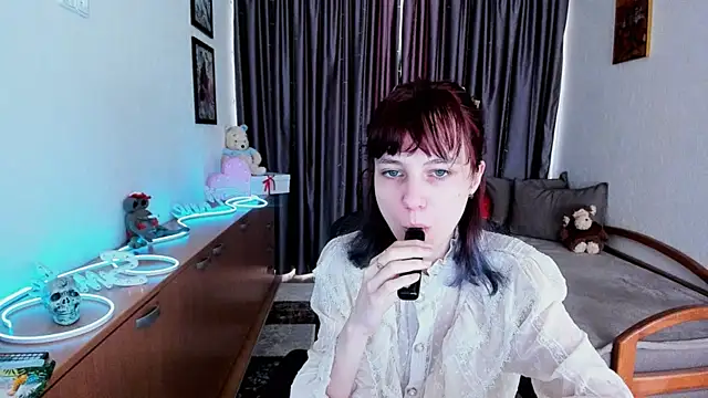 MiniLysii online show from June 25, 2026, 5:56 am