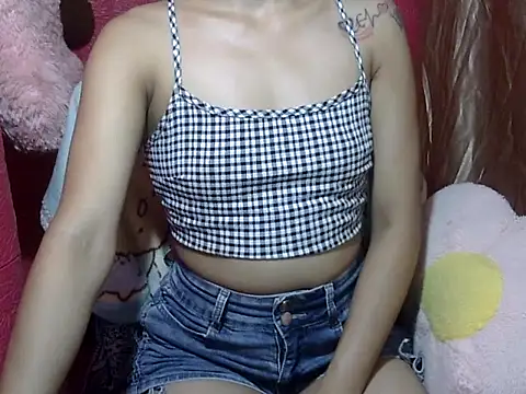 Horny WetPussy online show from June 30, 2026, 5:19 am