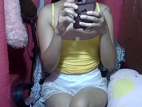 Horny WetPussy online show from July 28, 2026, 5:34 pm