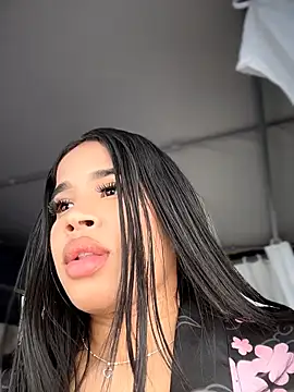 EmmaExoticaXXX online show from June 18, 2026, 9:30 pm