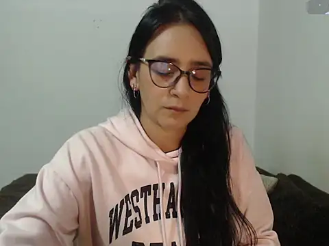 ASHLEYLOVE11 online show from July 22, 2026, 1:25 pm