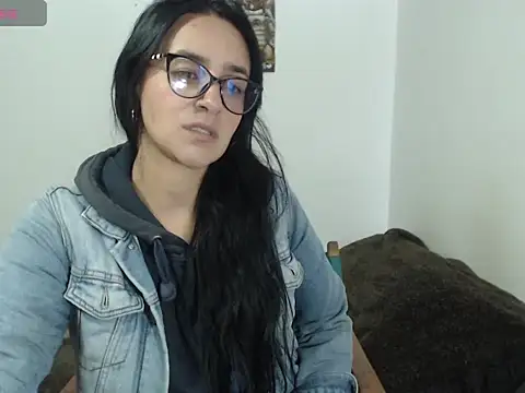 ASHLEYLOVE11 online show from July 27, 2026, 2:35 pm