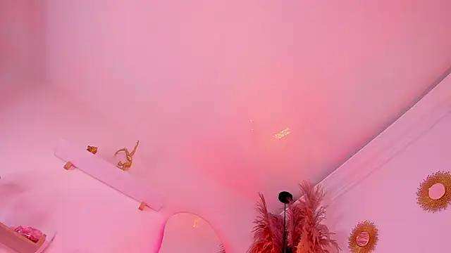 hailey sky  online show from July 1, 2026, 7:24 pm