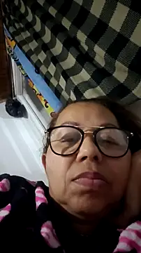 Ladymilf12 online show from July 30, 2026, 2:43 am