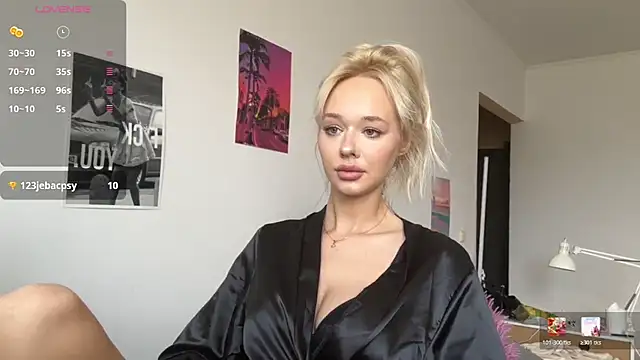 Sweety F69 online show from August 8, 2026, 9:00 am
