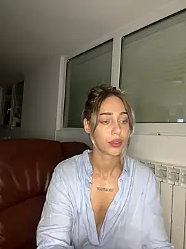 ZenyShy online show from June 20, 2026, 1:30 am