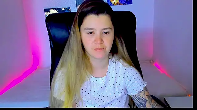 Natali Secret online show from June 18, 2026, 9:47 am