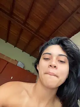 mia moonna online show from June 3, 2026, 12:08 pm