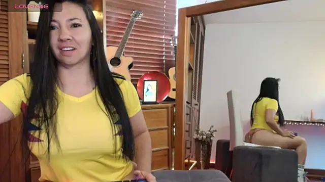 Taliapeach online show from July 3, 2026, 1:50 pm