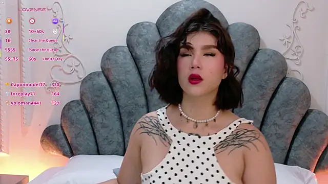 Emily-Cooper- online show from June 16, 2026, 12:08 pm