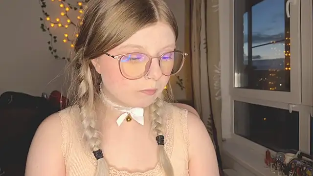 YukiBlush online show from June 24, 2026, 10:09 pm
