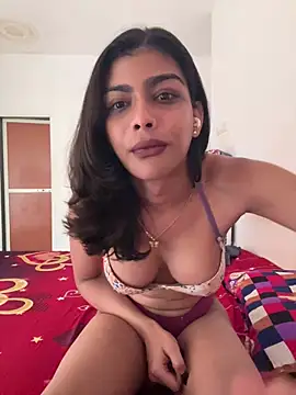 Mayra xx online show from June 24, 2026, 8:13 am