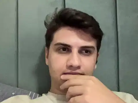 hazel boy online show from June 29, 2026, 9:04 pm