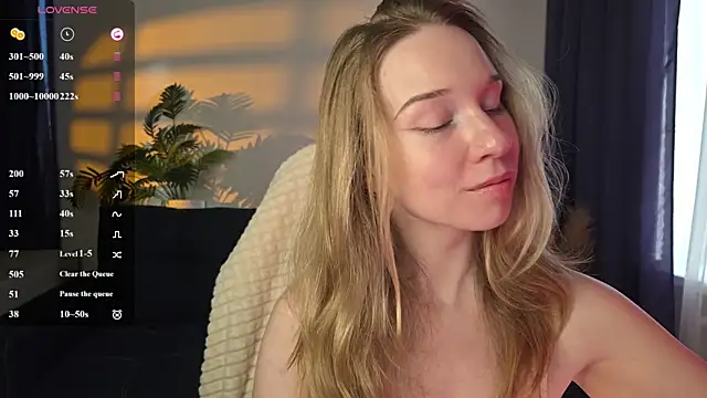 Snapshot of Eve_Sin chatting on June 28, 2026, 3:12 am Eve Sin online show from June 28, 2026, 3:12 am