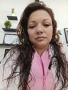 SAMANTHA--02 online show from July 18, 2026, 1:37 pm
