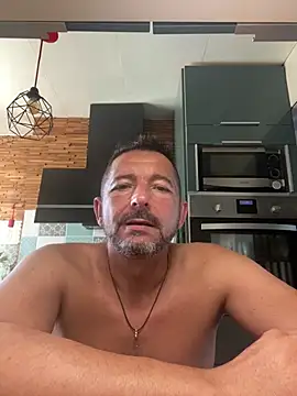 daddy3945 online show from June 13, 2026, 6:33 am