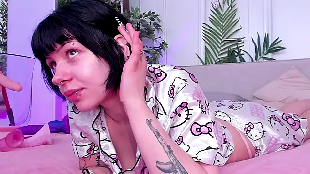 Ashley Alt online show from June 29, 2026, 6:41 am