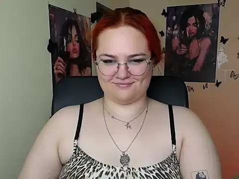 Snapshot of RinaRiii chatting on July 8, 2026, 12:09 pm RinaRiii online show from July 8, 2026, 12:09 pm
