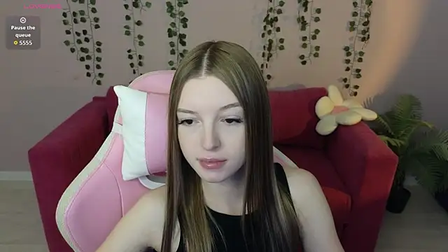 Eva Th0mpson online show from July 10, 2026, 12:59 am