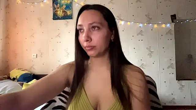 SheeringGape online show from June 7, 2026, 1:21 am