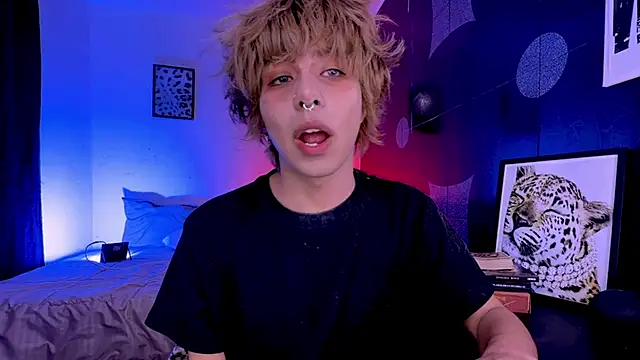 Aronn 44 online show from June 1, 2026, 12:51 pm