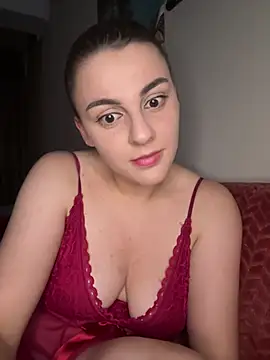 ema-emanuela online show from July 6, 2026, 9:50 pm