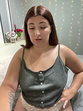 AureTease online show from July 4, 2026, 5:52 pm