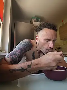 Tattooangel4172 online show from June 19, 2026, 9:57 am