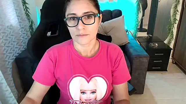 LUCYMILF SEXY online show from July 12, 2026, 2:08 pm