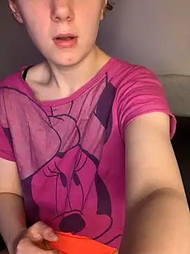 Tatum-Bear online show from June 12, 2026, 10:19 pm
