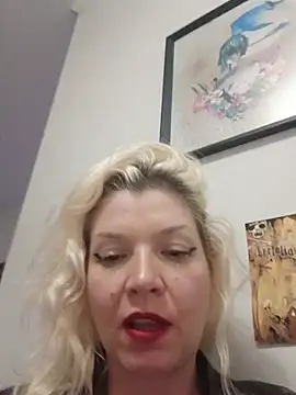 GoldenLatinax online show from July 20, 2026, 2:26 am