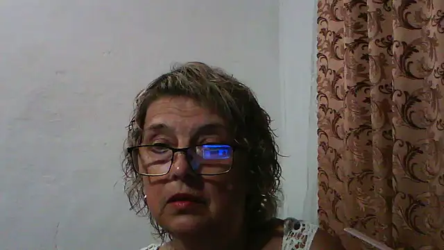 ElizabethGorden online show from August 5, 2026, 5:38 pm