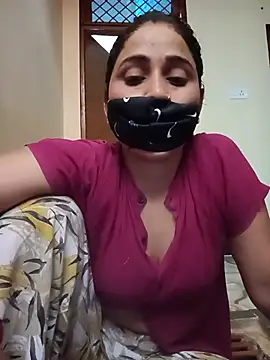 Snapshot of Life_Of_Diya chatting on June 3, 2026, 11:24 am Life Of Diya online show from June 3, 2026, 11:24 am