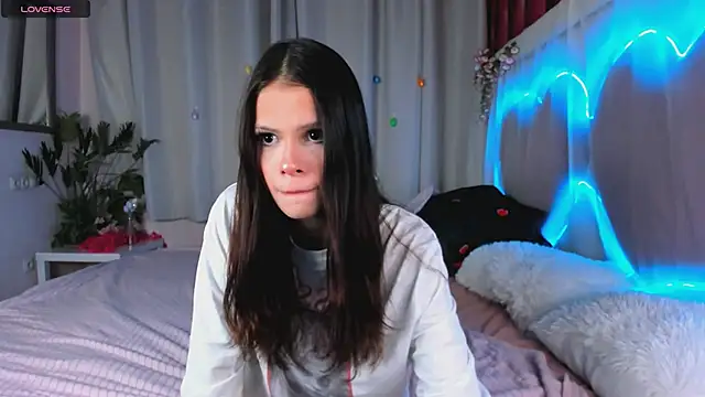 MaddyFever online show from June 16, 2026, 1:14 pm