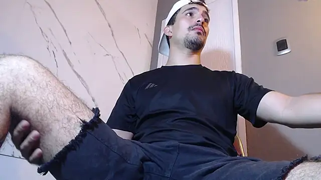 tanner-hard  online show from June 23, 2026, 6:39 pm